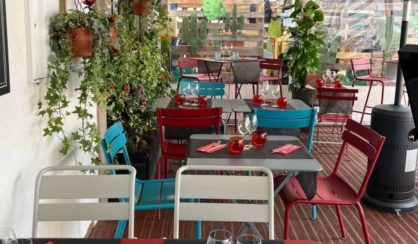 Le restaurant - Bistrot De L'Eglise - restaurant SAINTES-MARIES-DE-LA-MER - Restaurant à Aigues Mortes