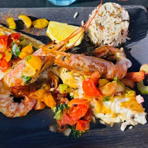 Bistrot De L'Eglise - restaurant SAINTES-MARIES-DE-LA-MER - Restaurant poisson Grau du Roi